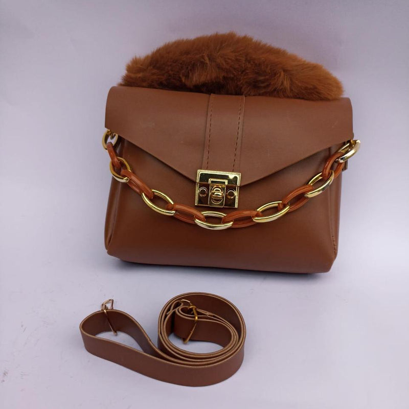 Chunky chain purse with fur for women and girls