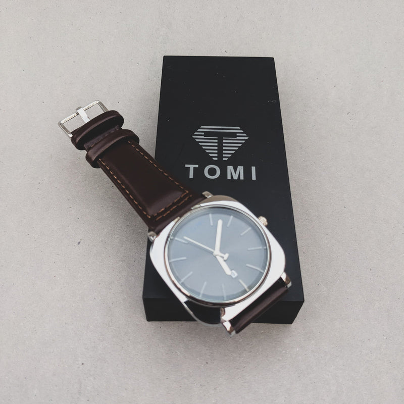 *Tomi Trio Bundle: Watche, SunglasseS & Wallet – Style Meets Savings!*